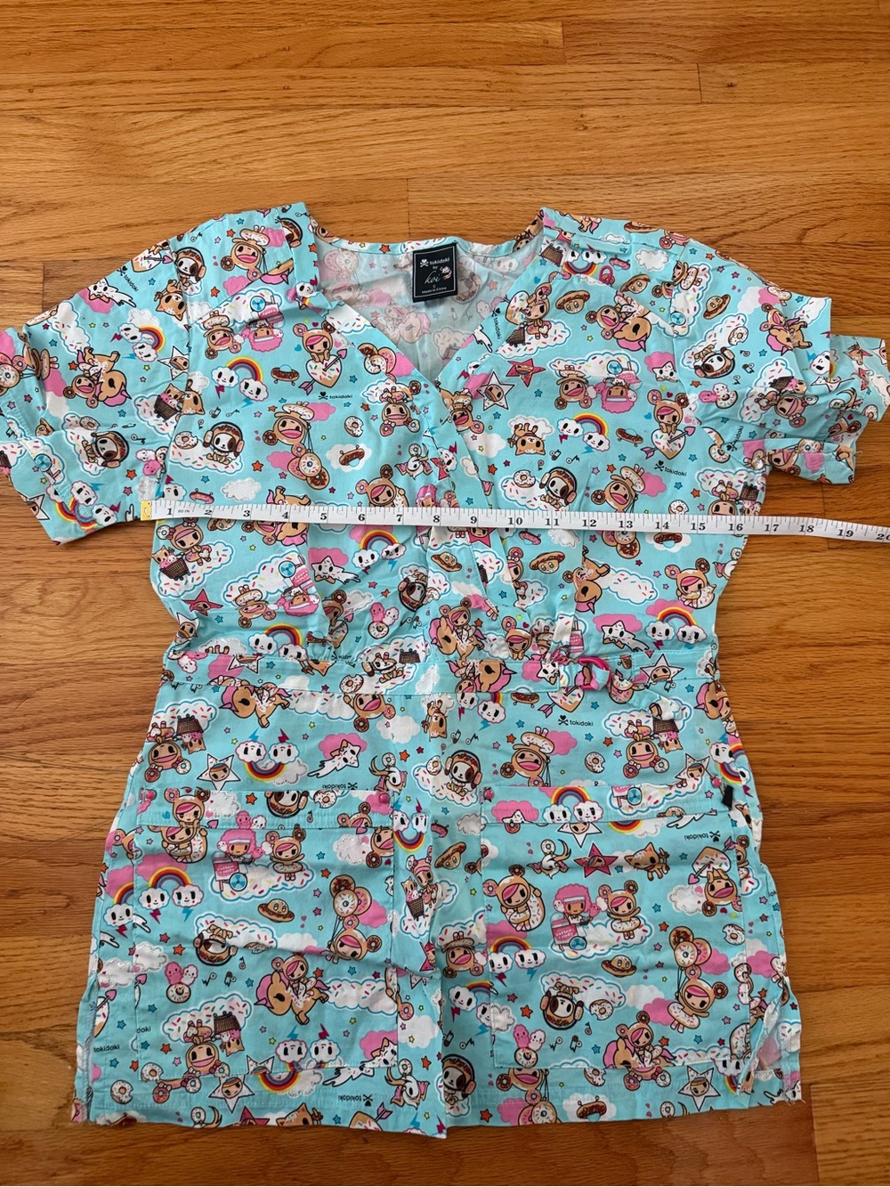 Tokidoki scrub top small